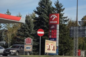 Kaimynai dar nurėžė degalų kainas: nepaklususiems – didžiulės baudos