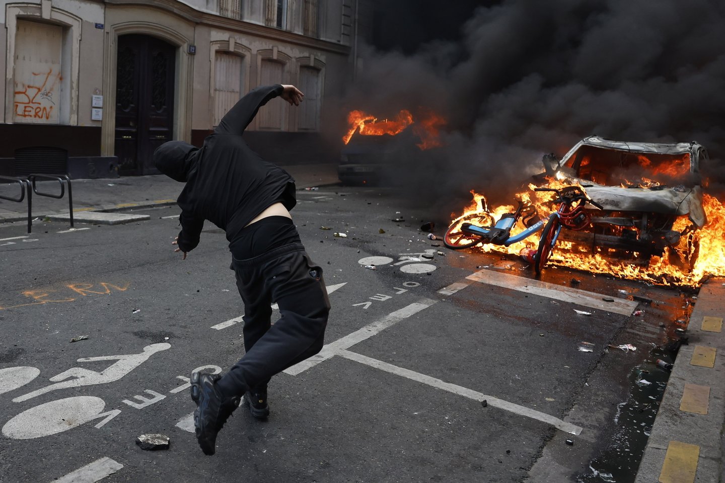 Smurtiniai protestai Prancūzijoje.<br>EPA/ELTA nuotr.