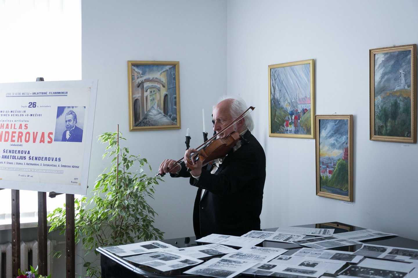 A. Pleškūnas.