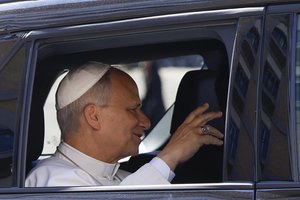 Popiežius dėl sveikatos nevyks į taikos susitikimą