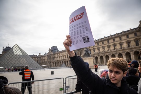 Po riaušių Prancūzijoje nauji protestai: gatvėse budės 70 tūkst. pareigūnų