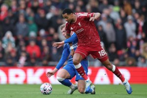 „Liverpool“ palaužė įvarčių mašiną „Brighton“, o „Manchester United“ patyrė gėdą