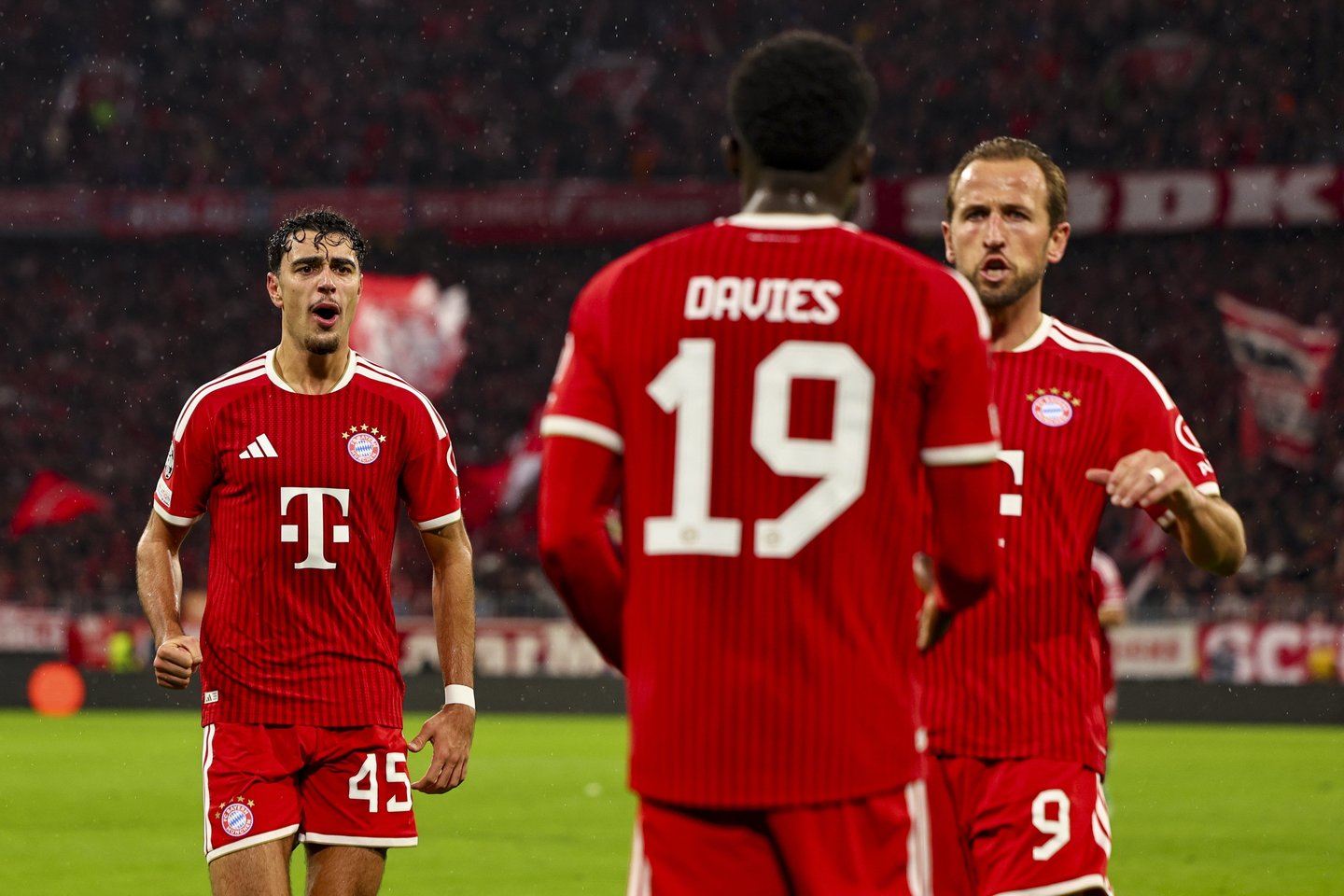 Miuncheno „Bayern“ yra Vokietijos čempionato lyderiai.