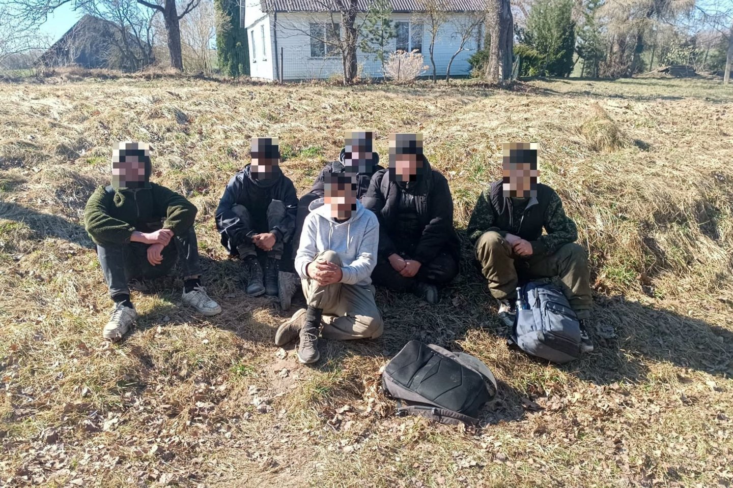 Lietuvos pasieniečiai nutraukė neteisėtą migrantų kelionę.