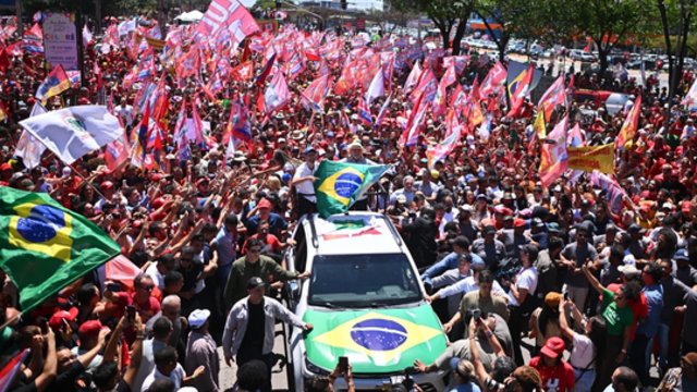 Po įspūdingos L. I. Lula da Silvos pergalės – šventė Brazilijoje