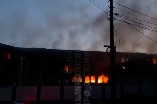 Raketų smūgis Rusijos gamyklai: užfiksavo vaizdus
