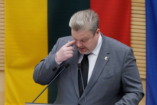 T. Valiui susidūrus su sveikatos problemomis – naujausia žinia: ministras naktį praleis Santaros klinikose
