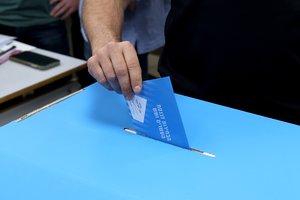 Izraelio parlamento rinkimai: rinkėjų aktyvumas iki vidurdienio – didžiausias per kelis dešimtmečius