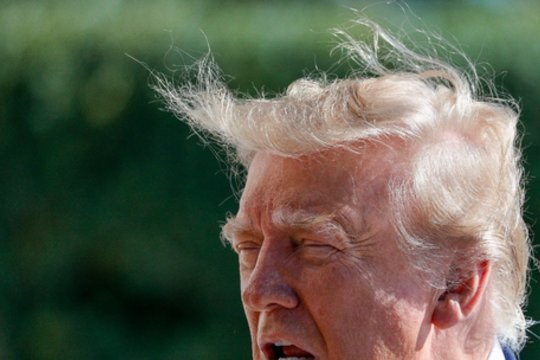 Keisti D. Trumpo užmojai rinkimų kampanijos renginyje: siūlo pervadinti Atlanto vandenyną