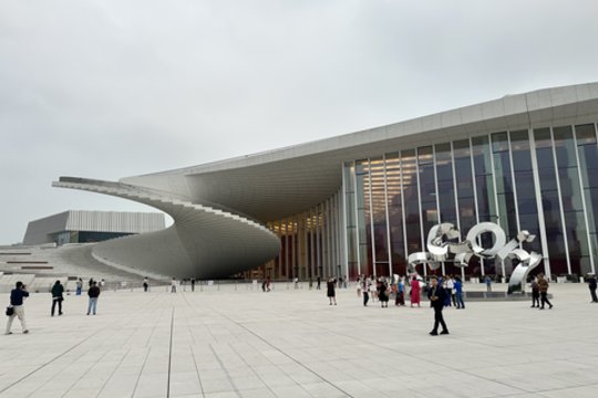 Lietuvių agentūros surengtos gastrolės atidarė naująją Šanchajaus operą