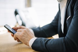 Kompiuterių ir telefonų nuoma verslui: „Telia“ ekspertas atsako – kada tai apsimoka labiau nei pirkimas?