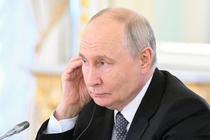 V. Putino žinutė Europai kelia nerimą: už kalbų apie taiką – kur kas didesni užmojai