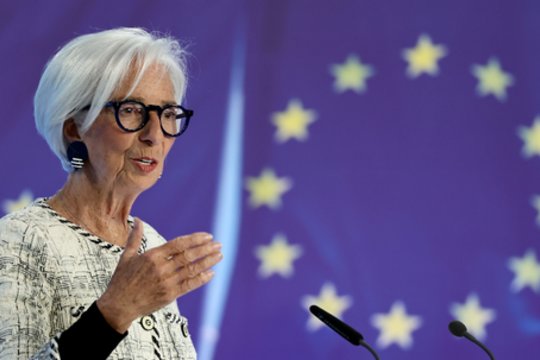 Eros pabaiga: ECB prezidentė Ch. Lagarde po kelių mėnesių traukiasi iš pareigų