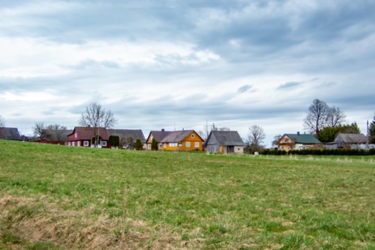 Turintiems žemės kaime – svarbūs pokyčiai: nuo sausio reikalus teks tvarkyti kitaip