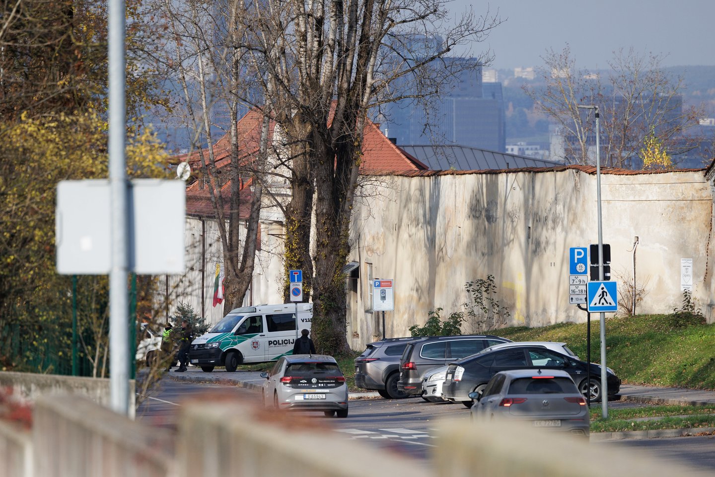 Pratybos prie Vilniaus kalėjimo. <br> V. Skaraičio nuotr.
