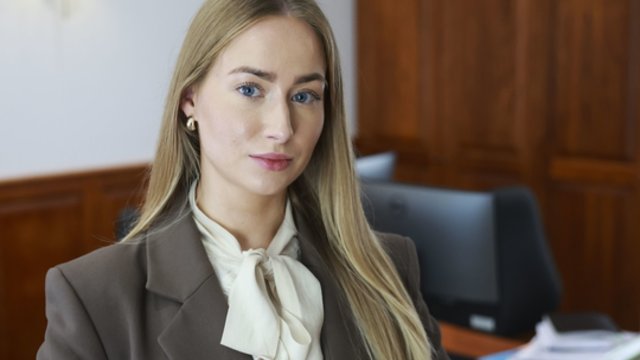 Darbo vieta ir alga šauktiniams: kaip įstatymai gina karį bei kas gresia darbdaviui 