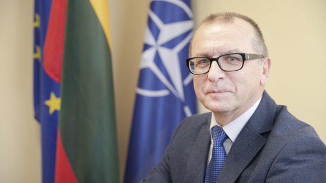 Ne tik jaunų pečių našta: tikroji pilietinės pareigos trukmė ir reikalavimai rezervui 