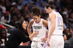J. Jocytei WNBA titulo dar teks palaukti: bus žaidžiamos septintosios finalo serijos rungtynės