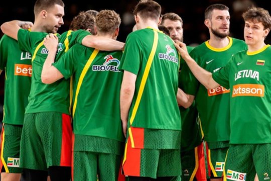 „Valanda su Valatka“ – kaip taip atsitiko, kad Lietuvos krepšinis atsidūrė dugne?