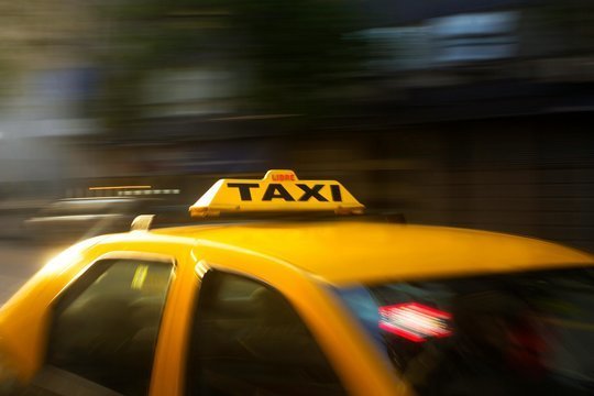Londono eisme – naujas dalyvis: greitu metu pasiūlys keliones be vairuotojų