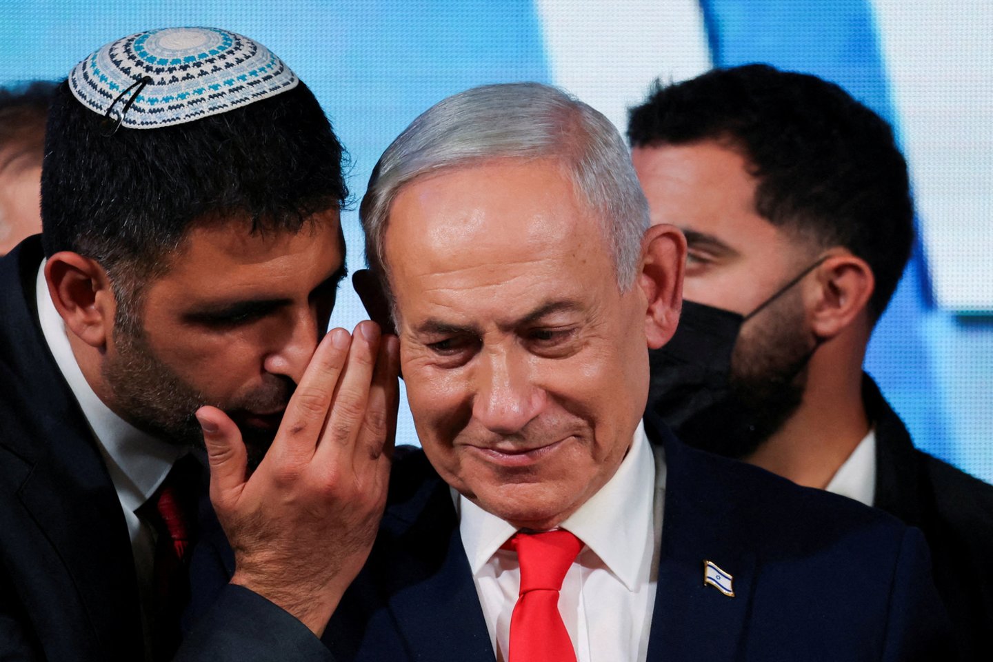 B. Netanyahu.